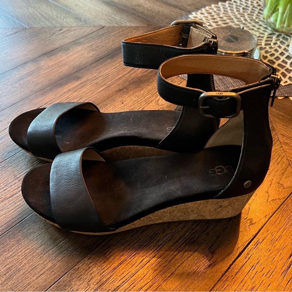 UGG Women's Black Wedge Ankle-Strap Sandals size 10
